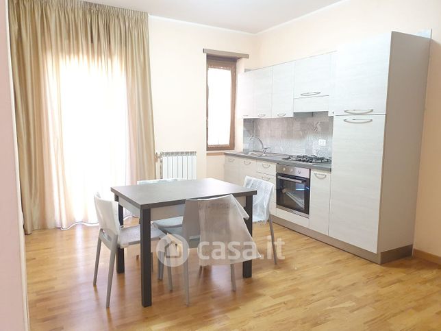 Appartamento in residenziale in Via Publio Elio