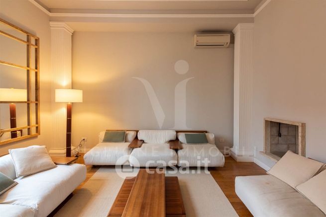 Appartamento in residenziale in Piazza Sempione 8