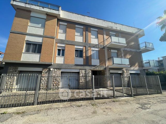 Appartamento in residenziale in Via Lombardia 10