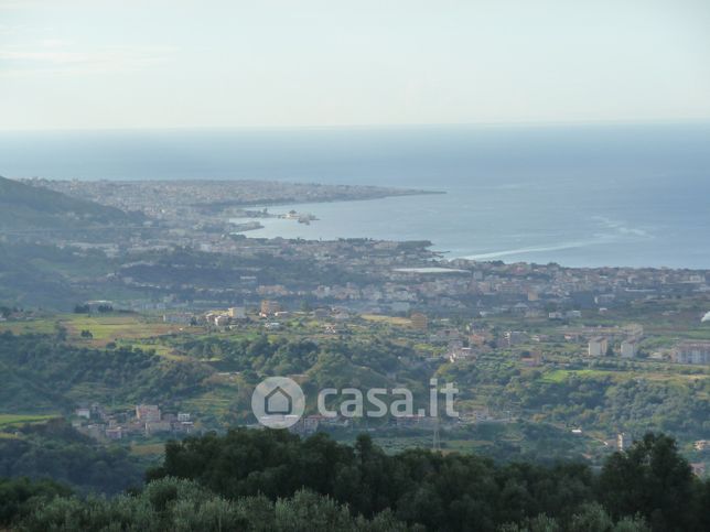 Terreno agricolo in commerciale in 