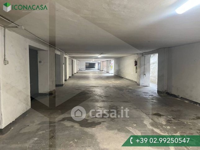 Garage/posto auto in residenziale in Via Carlo Marochetti 21