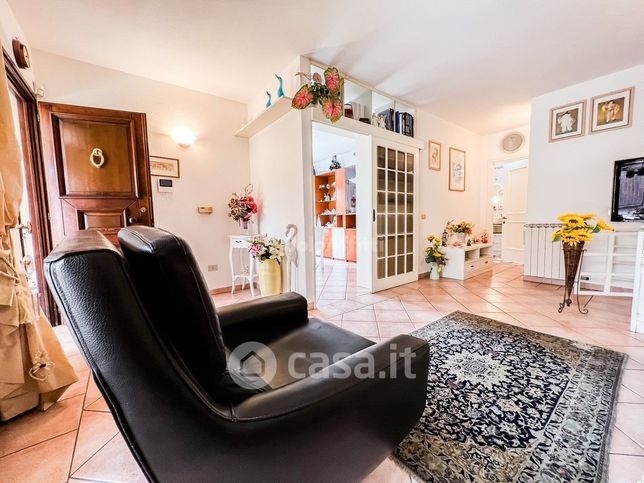 Casa indipendente in residenziale in Via Pietro Nenni 28