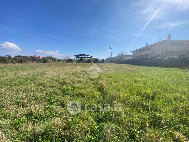 Terreno edificabile in residenziale in Via Armando Violini