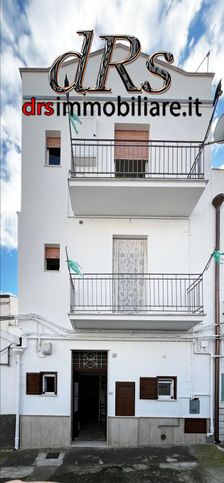 Appartamento in residenziale in Via Niccolini 27