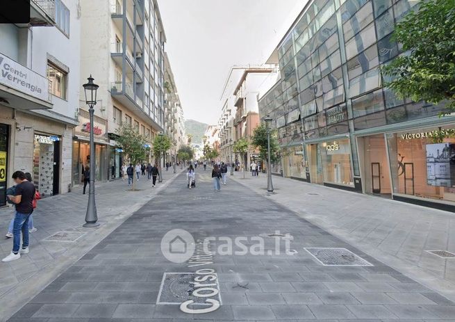 Ufficio in commerciale in Corso Vittorio Emanuele