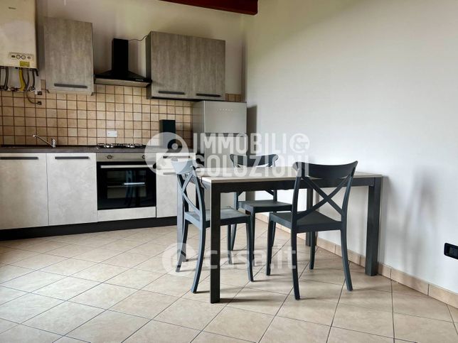 Appartamento in residenziale in Via Gabriele Camozzi 36