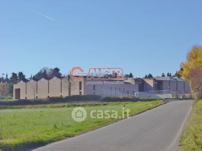 Capannone in commerciale in Via Misericordia