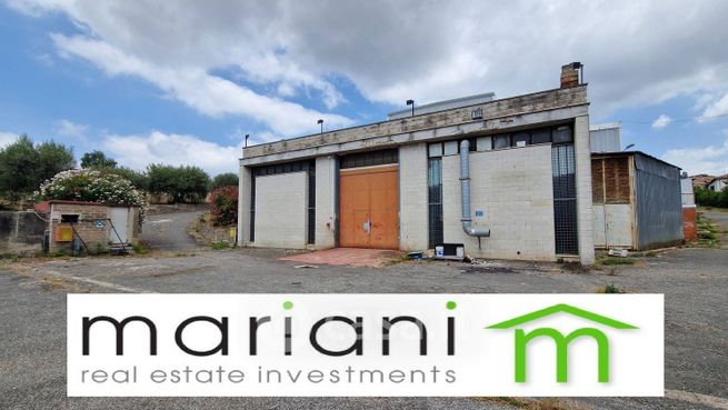 Capannone in commerciale in Strada Statale 7