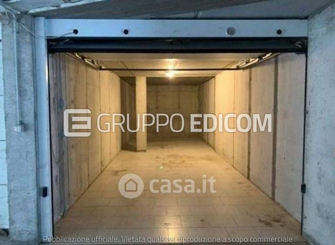 Box/posto auto in residenziale in Viale Verona