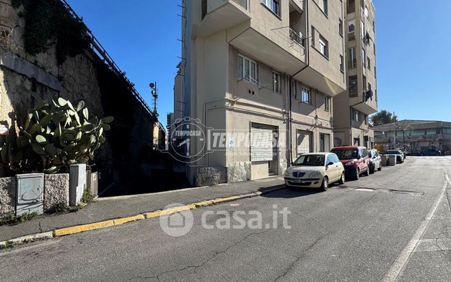 Box/posto auto in residenziale in Via Francesco Cilea 6