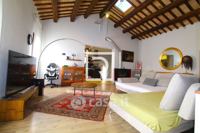 Casa indipendente in residenziale in Via Rotta