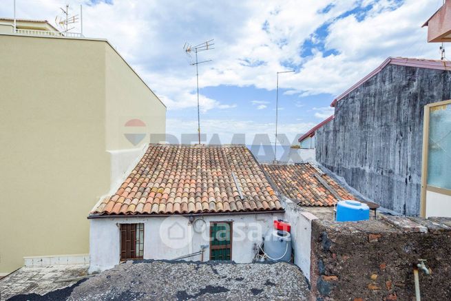 Casa indipendente in residenziale in Via Provinciale 254
