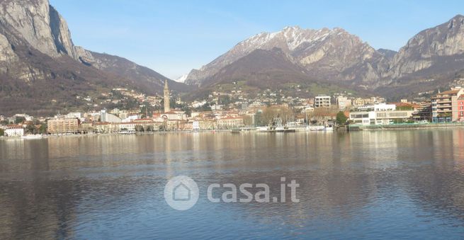 Casa indipendente in residenziale in 