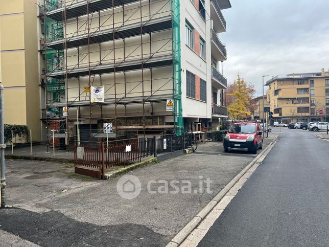 Box/posto auto in residenziale in Piazza Nicola Cannicci