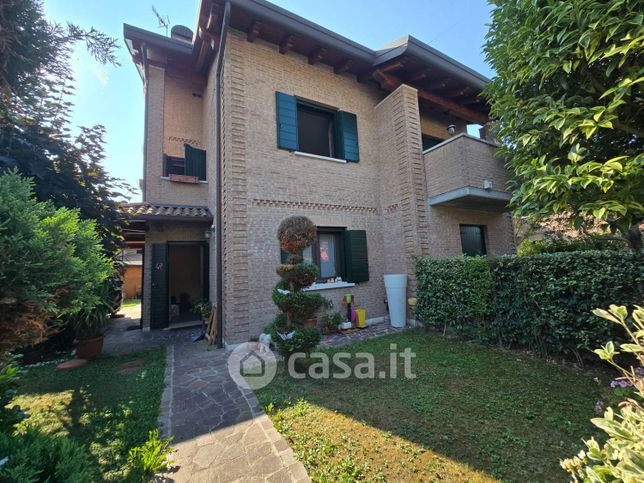Casa bi/trifamiliare in residenziale in Via dei Calzolai