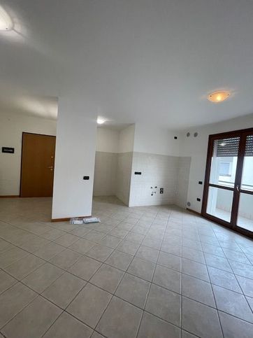 Appartamento in residenziale in Via Bonora 10