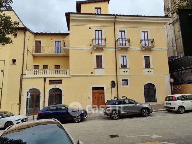 Ufficio in commerciale in Via Sallustio 5