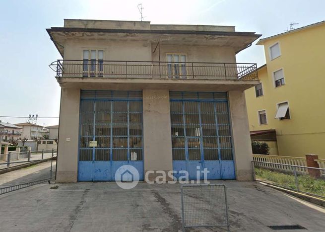 Appartamento in residenziale in Via G. Parini 38