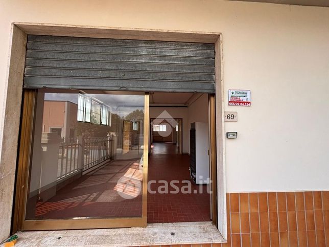 Capannone in commerciale in Via Giuseppe Garibaldi 69