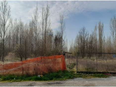 Terreno agricolo in commerciale in Via Alta