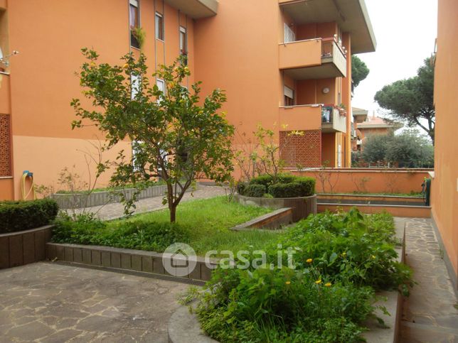 Appartamento in residenziale in Via Settevene Palo 114