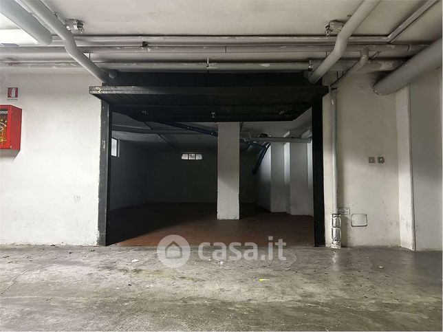 Box/posto auto in residenziale in