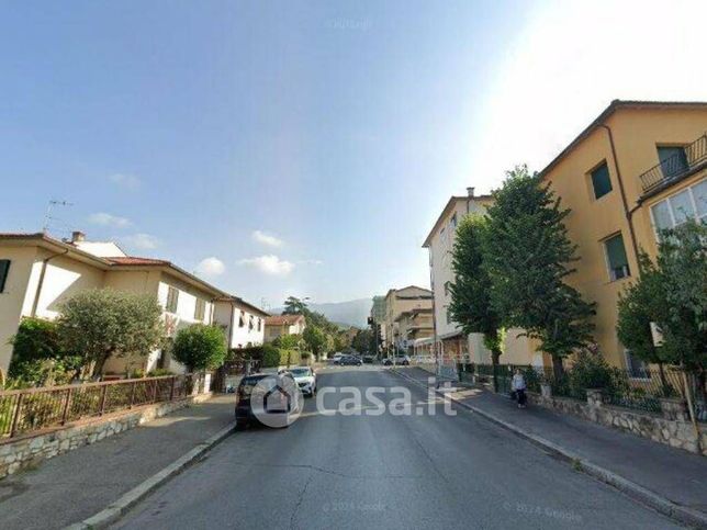 Garage/posto auto in residenziale in Viale Michelangelo Buonarroti