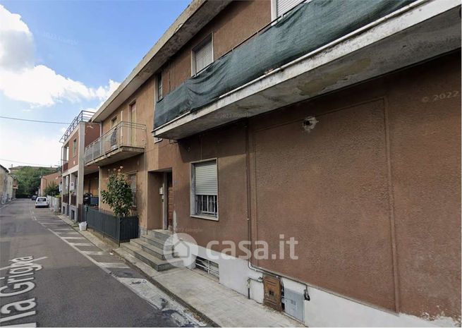 Appartamento in residenziale in Via Grigna 2