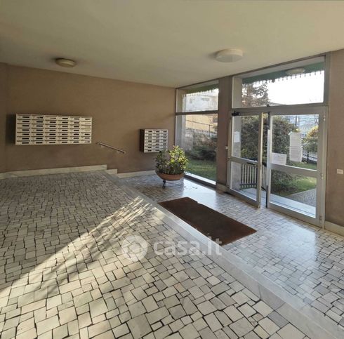 Appartamento in residenziale in Via Brogeda 26