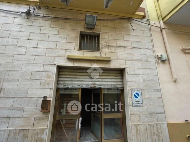 Box/posto auto in residenziale in Via Enrico Toti