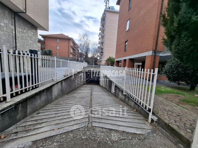 Garage/posto auto in residenziale in Via Cesare Battisti