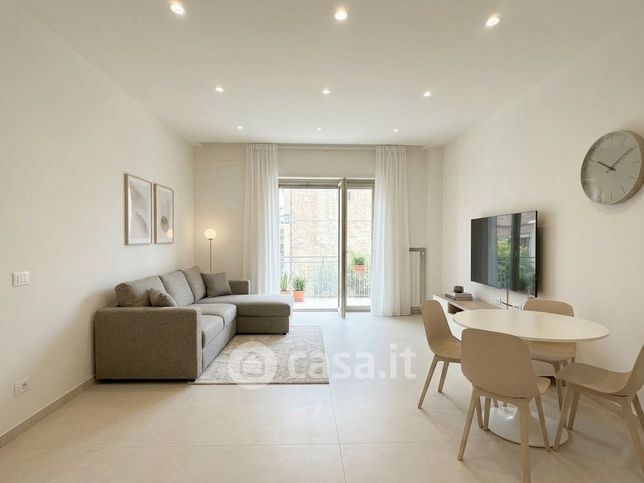 Appartamento in residenziale in Via Bernardo Cavallino 31