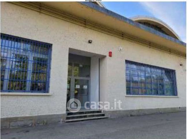 Capannone in commerciale in Via Spolverino