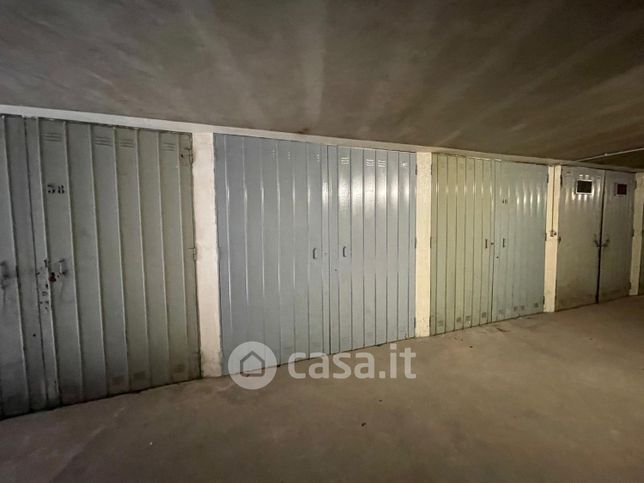 Box/posto auto in residenziale in Via Gaudenzio Ferrari 15