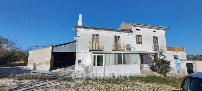 Casa indipendente in residenziale in Contrada Fornelli