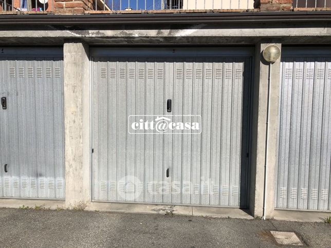 Garage/posto auto in residenziale in Via Chivasso 81