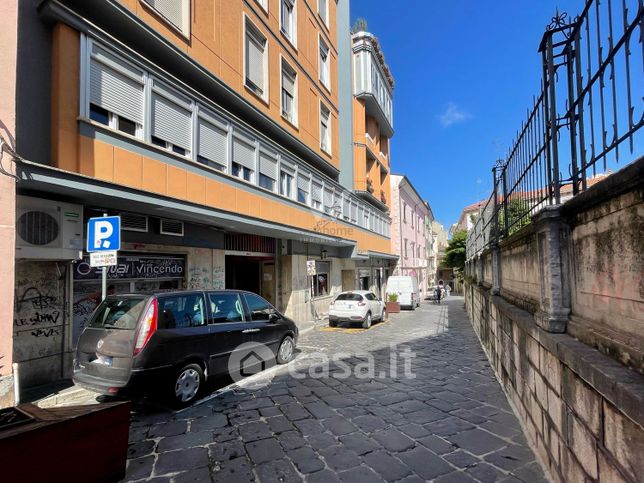 Ufficio in commerciale in Via Gianleonardo Palombo
