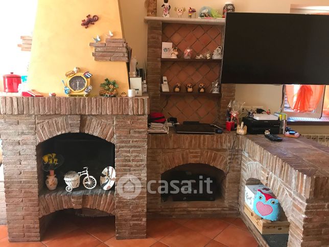 Attico/mansarda in residenziale in Via alcesti