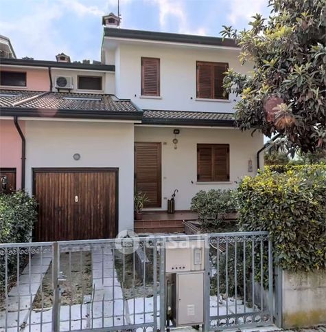 Villetta a schiera in residenziale in Via Padova 48