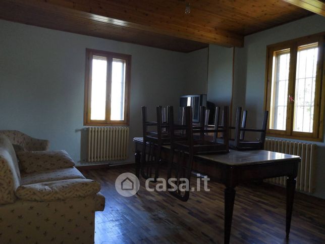 Appartamento in residenziale in Via Chiesa Cortile