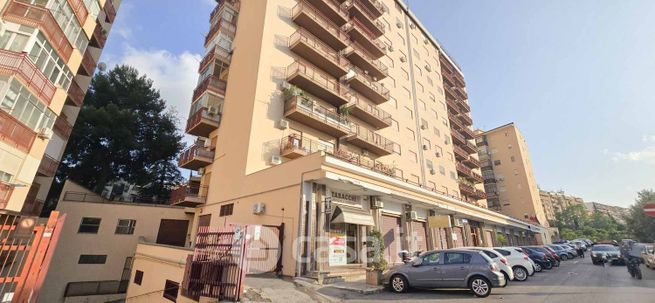 Box/posto auto in residenziale in Via Michele Titone 29