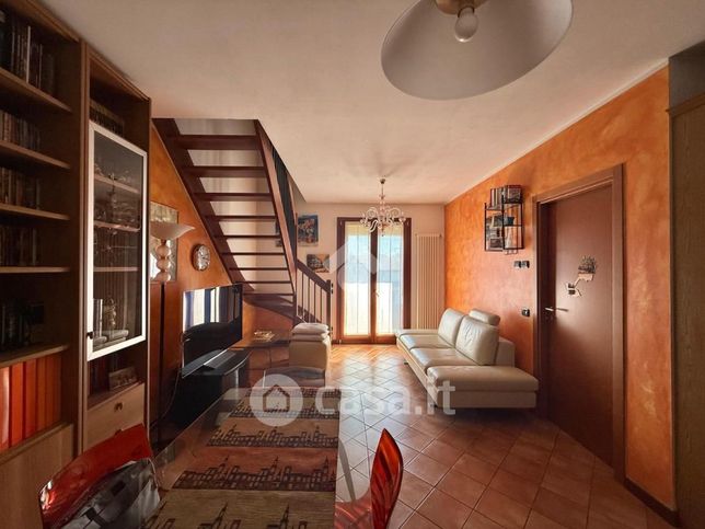 Appartamento in residenziale in Viale Brigata Marche 183