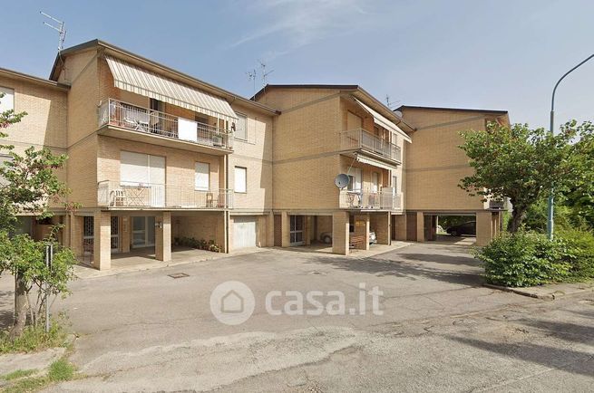 Appartamento in residenziale in Via Fratelli Mommi 9