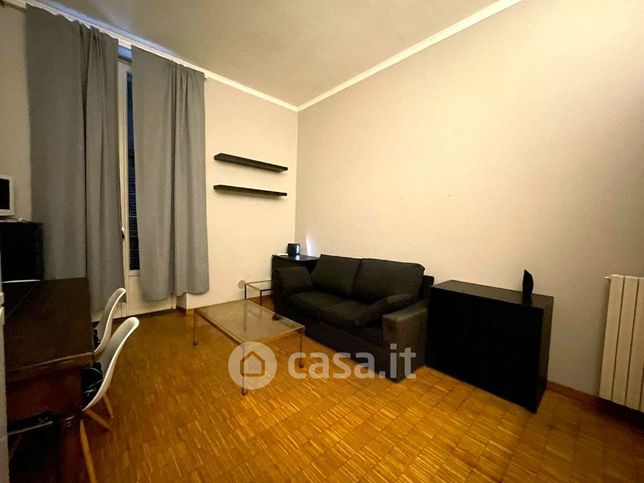 Appartamento in residenziale in Viale Gian Galeazzo 2