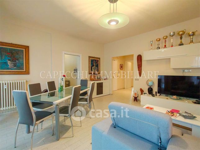 Appartamento in residenziale in Via Lunga 1