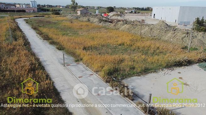 Terreno agricolo in commerciale in Via Pablo Neruda