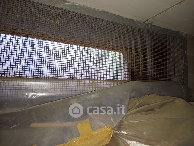 Box/posto auto in residenziale in Via Ernesto Manasse 7