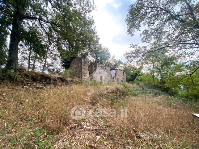 Casa indipendente in residenziale in 