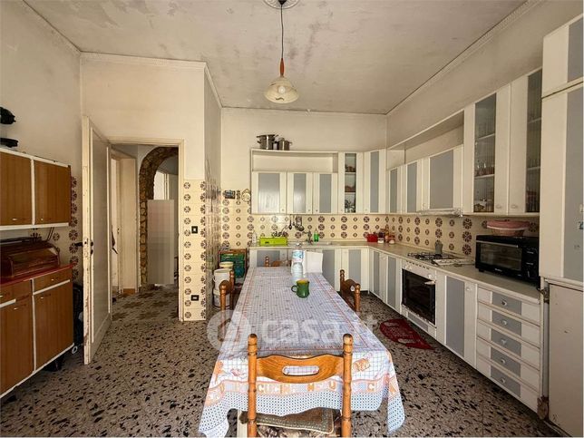 Casa indipendente in residenziale in 