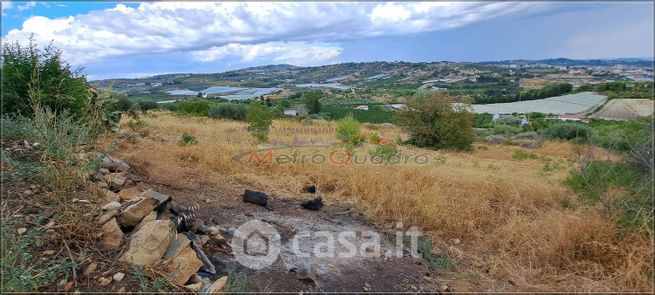 Terreno agricolo in commerciale in 